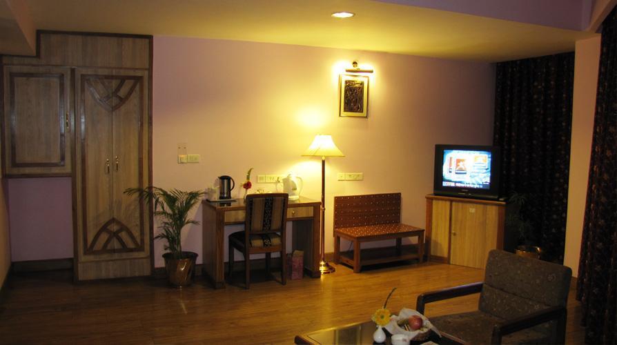 Hotel Pacific Dehradun Zewnętrze zdjęcie